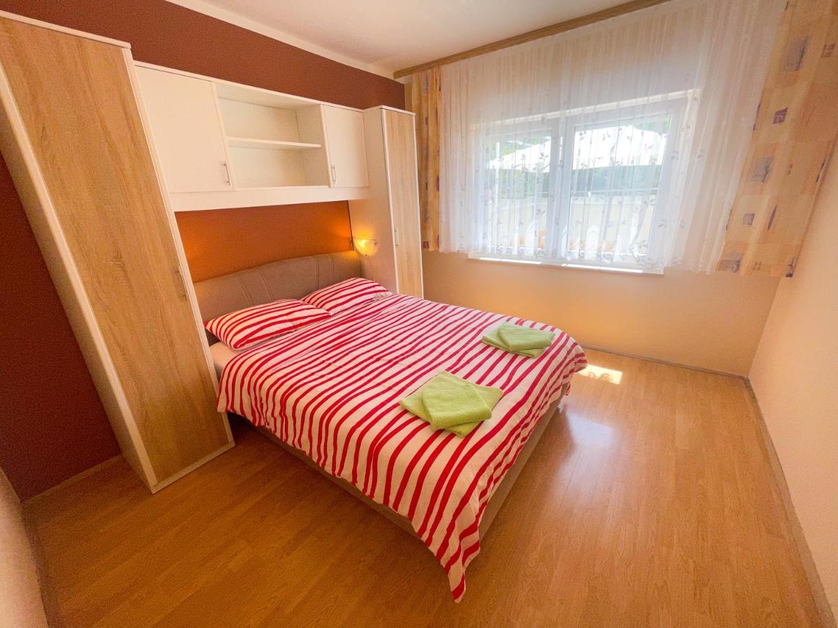 Apartmani Combaj Jadranovo Eksteriør billede
