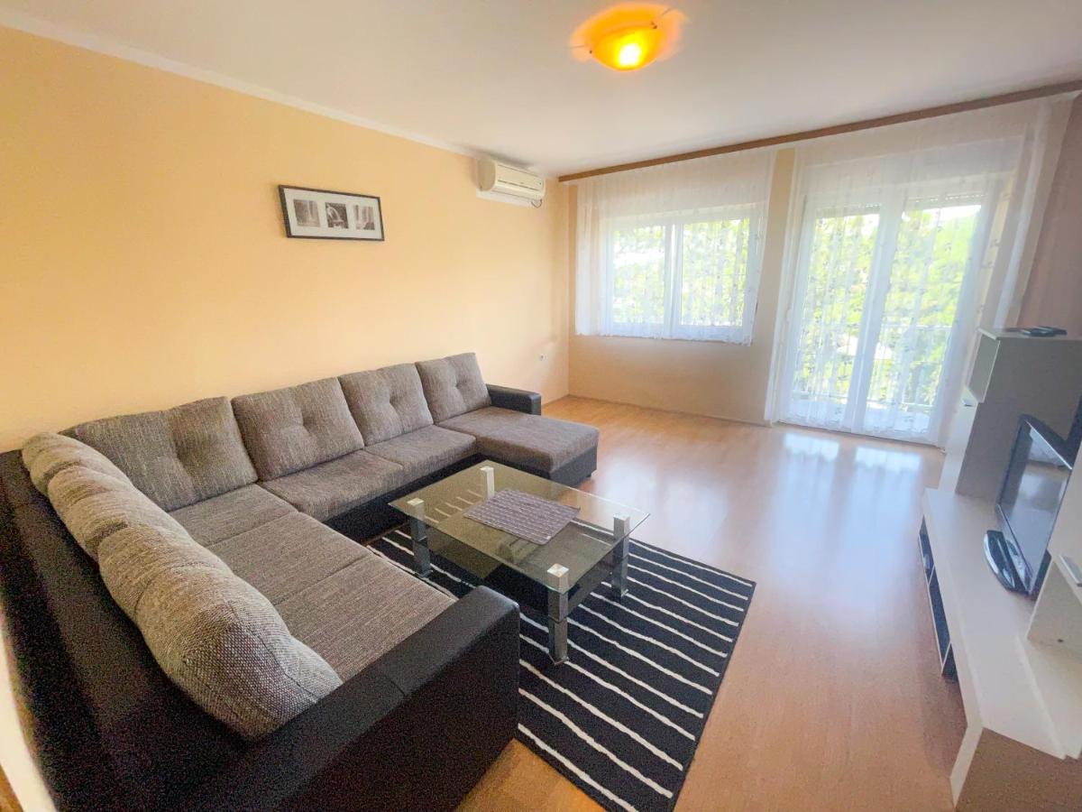 Apartmani Combaj Jadranovo Eksteriør billede