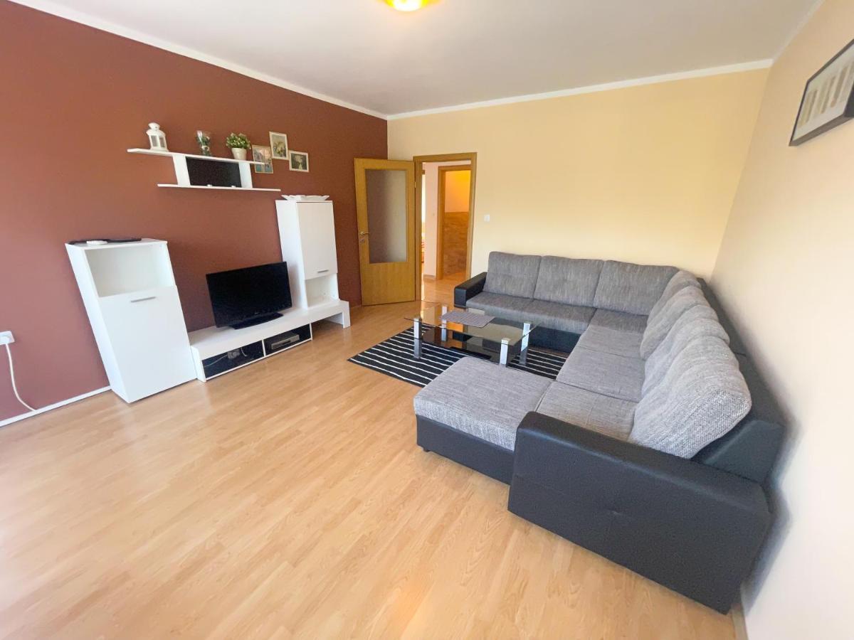 Apartmani Combaj Jadranovo Eksteriør billede