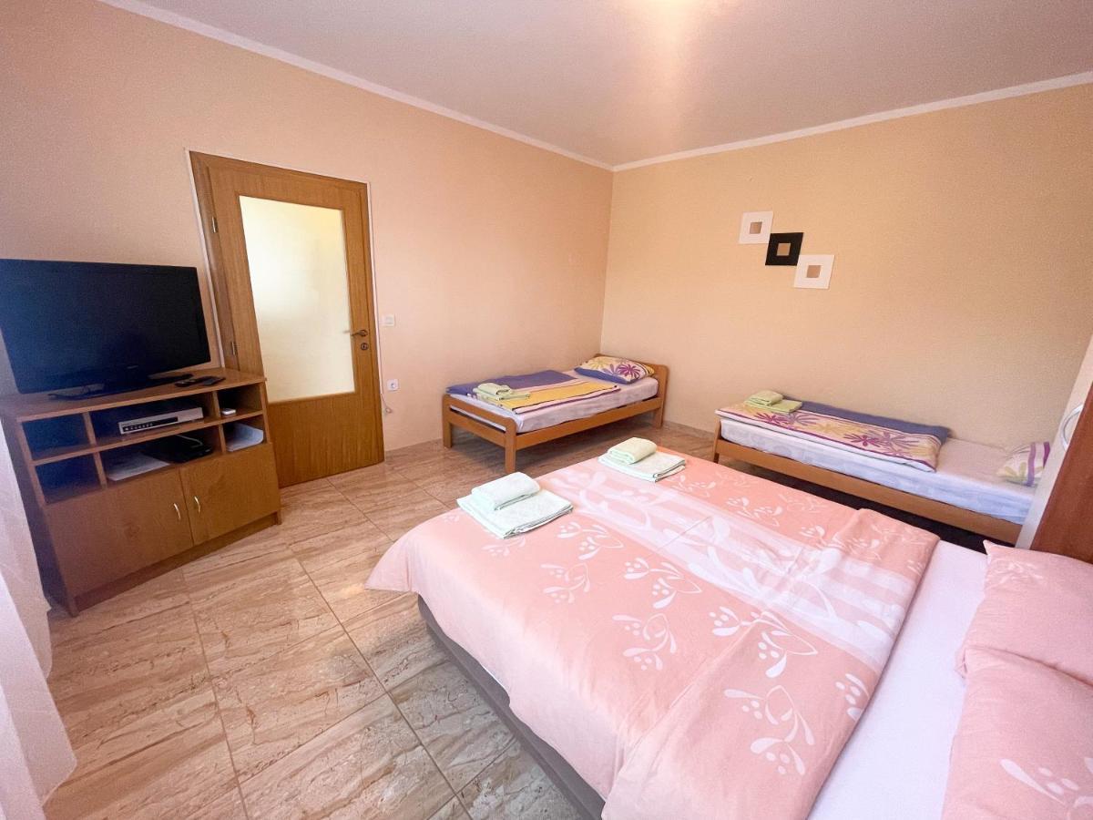 Apartmani Combaj Jadranovo Eksteriør billede